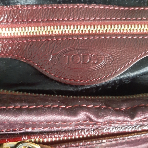 Tod's Burgundy Leather And Nylon Purse - Picture 4 of 8